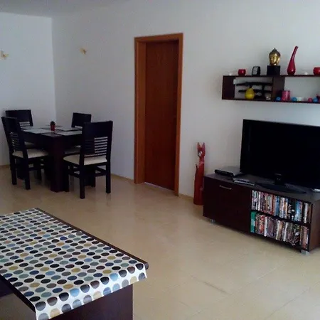 Apartament 92 *